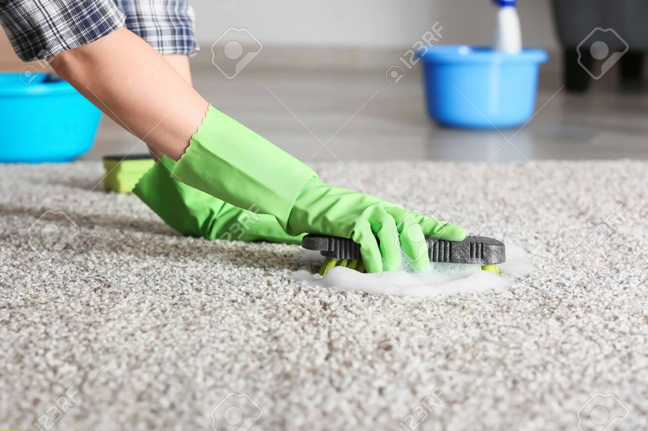 5 Carpet Cleaning Hacks to Make Your Home Look Like New